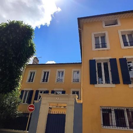 A Deux Pas Du Theatre Apartment Оранж Екстериор снимка